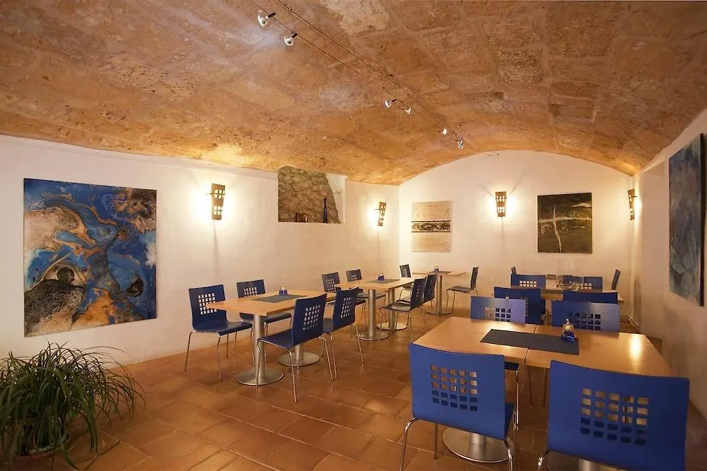Fornalutx Petit Hotel - Bed & Breakfast