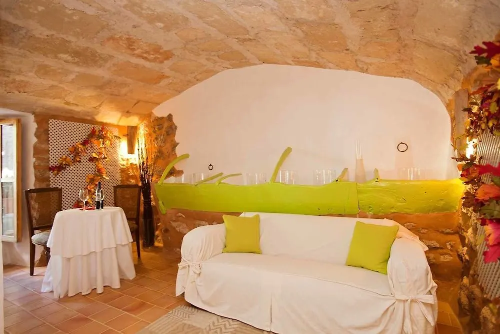 Fornalutx Petit Hotel - Bed & Breakfast 4*,