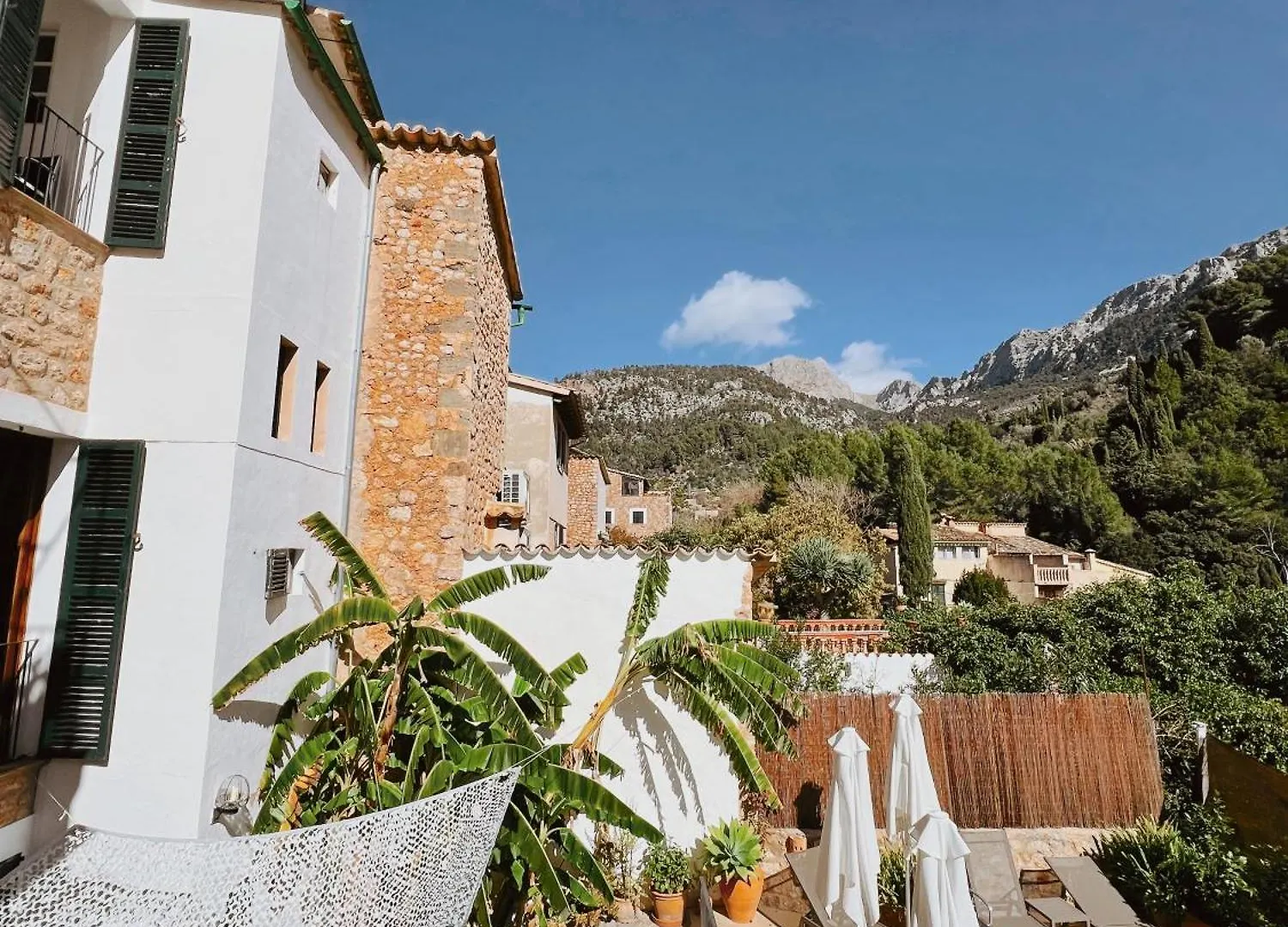 Fornalutx Petit Hotel - Bed & Breakfast