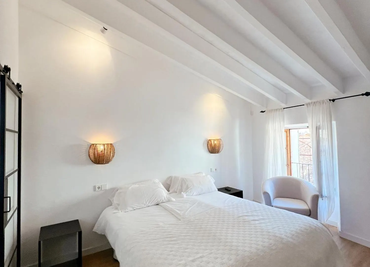 Fornalutx Petit Hotel - Bed & Breakfast 4*,  إسبانيا